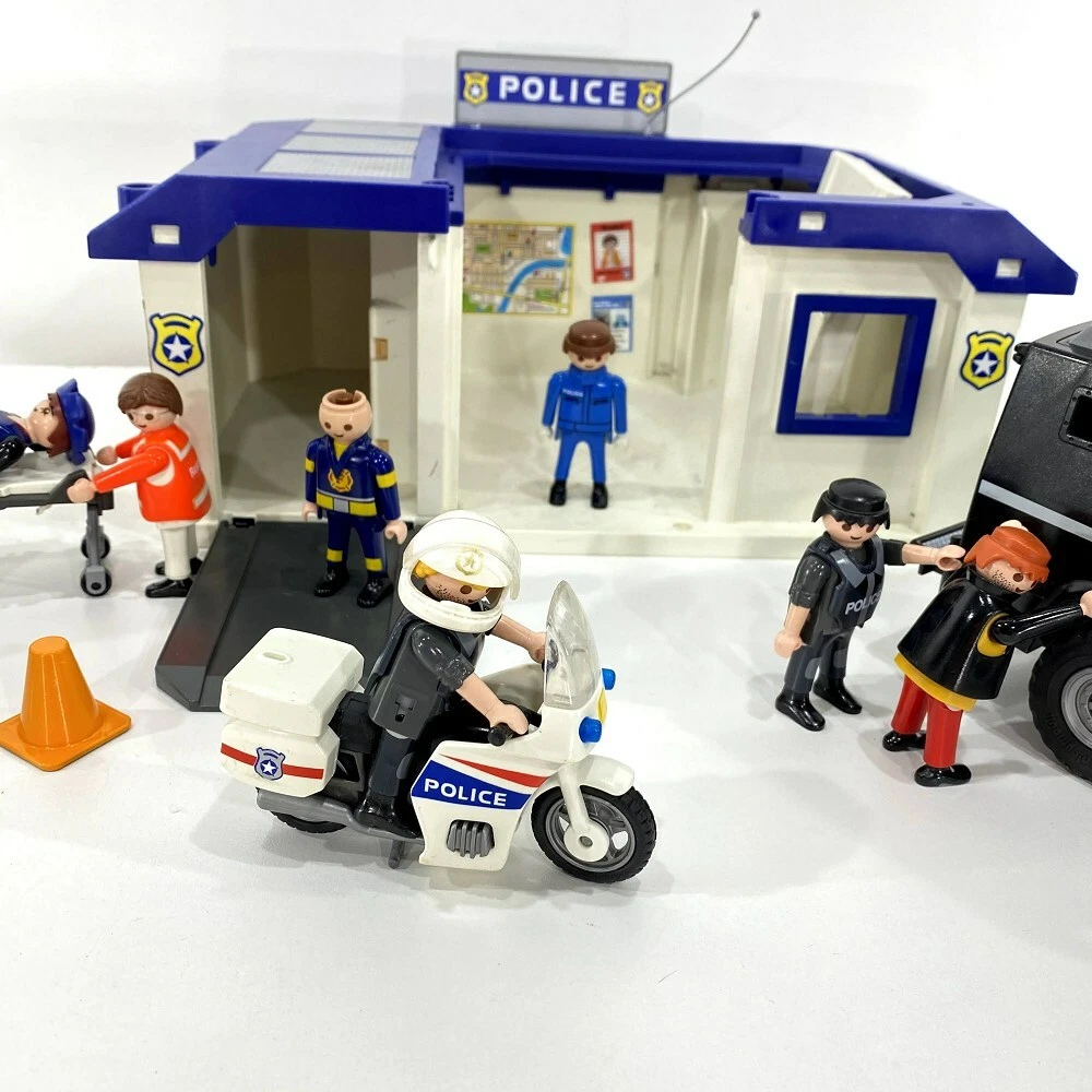 Playmobil police top and ambulance