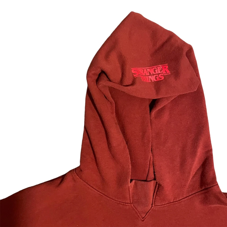 Gap x Stranger Things 青少年倒间隙标志连帽衫烟囱红色 18-20 码 — 第 3/4 张图片