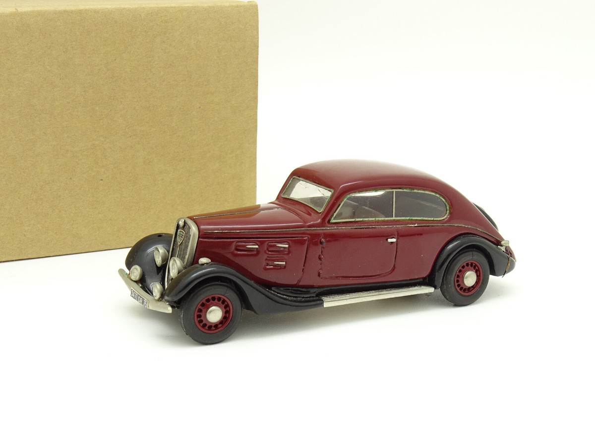 Miniature Rosengart Supertraction Coupé Rouge 1939 – 1/43 – Ma Collection Résine