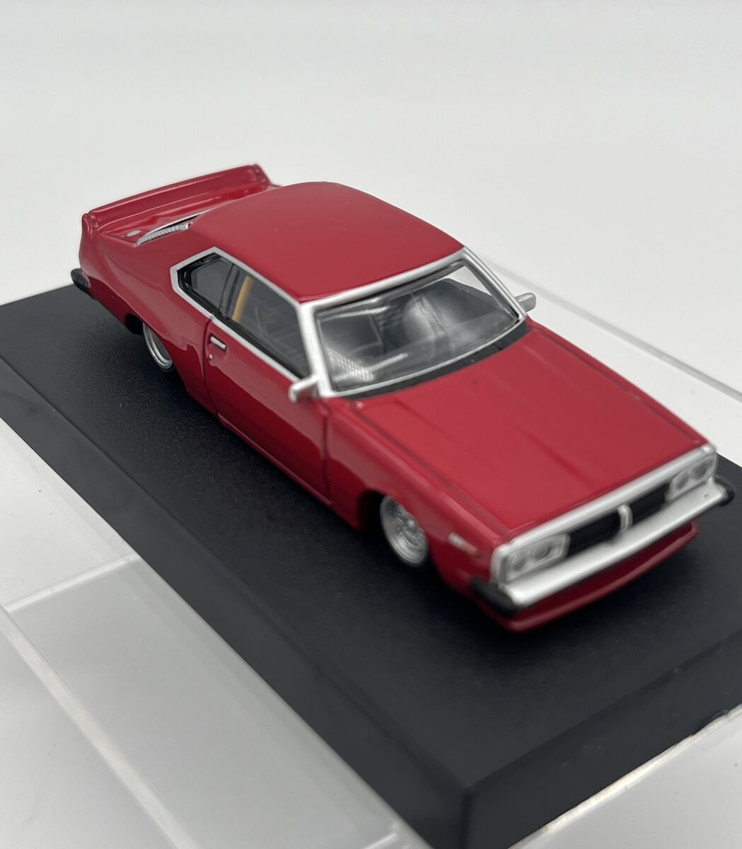 Aoshima Grachan Diecast 1/64 1972 NISSAN 130 LAUREL RED Aoshima Grachan Diecast 1/64 1972 NISSAN 130 LAUREL RED