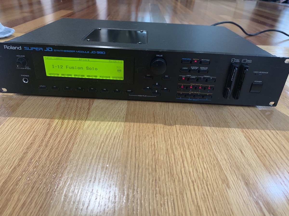 Roland JD-990 Super JD-800 Rack Modular Synthesizer with new hard