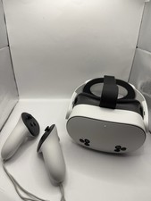 Meta Quest 3s VR Headset Kit 128GB White W/ Elite Strap