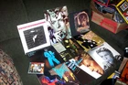 DAVID BOWIE 8 LP, EP LOT w YOUNG AMERICANS ZIGGY S.DUST, DAVID LIVE + TOUR BOOK