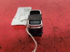 INTERRUPTOR VENTANA ELÉCTRICA DELANTERA IZQUIERDA MERCEDES BENZ CLASE GLA 2025 16790502019051