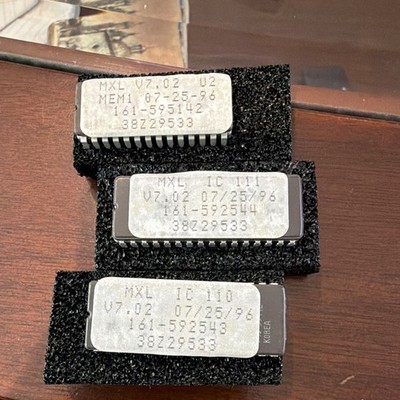 MXL V7.02 IC Embedded Processor/Controller Chips Lot of 3 MXL IC 110 111 MEM1
