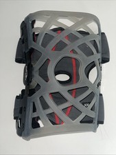 DonJoy REACTION SILICONE HINGED KNEE BRACE M/L GREY