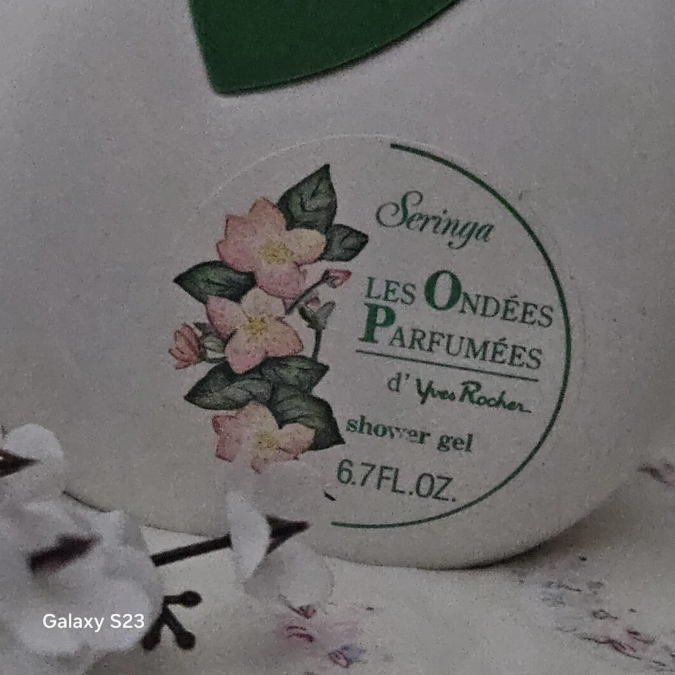 Gel de ducha YVES ROCHER-FREESIA Les Ondees Parfumes 6,7 OZ Seringa Foto 2 de 4