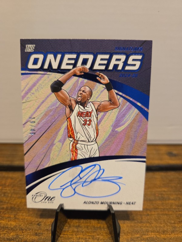 2024-25 Panini One The Oneders Alonzo Mourning On Card Auto /49 Miami Heat