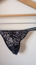 NWOT FREDERICK'S OF HOLLYWOOD S LACE Black G V STRING THONG PANTIES