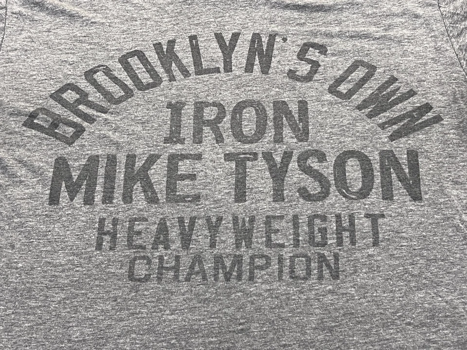 Roots of Fight - Camiseta gris Tri Mezcla Mike Tyson "Brooklyn's Own" - Grande Foto 2 de 4