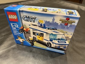 LEGO CITY Prisoner Transport Police 7286 New and Sealed Set