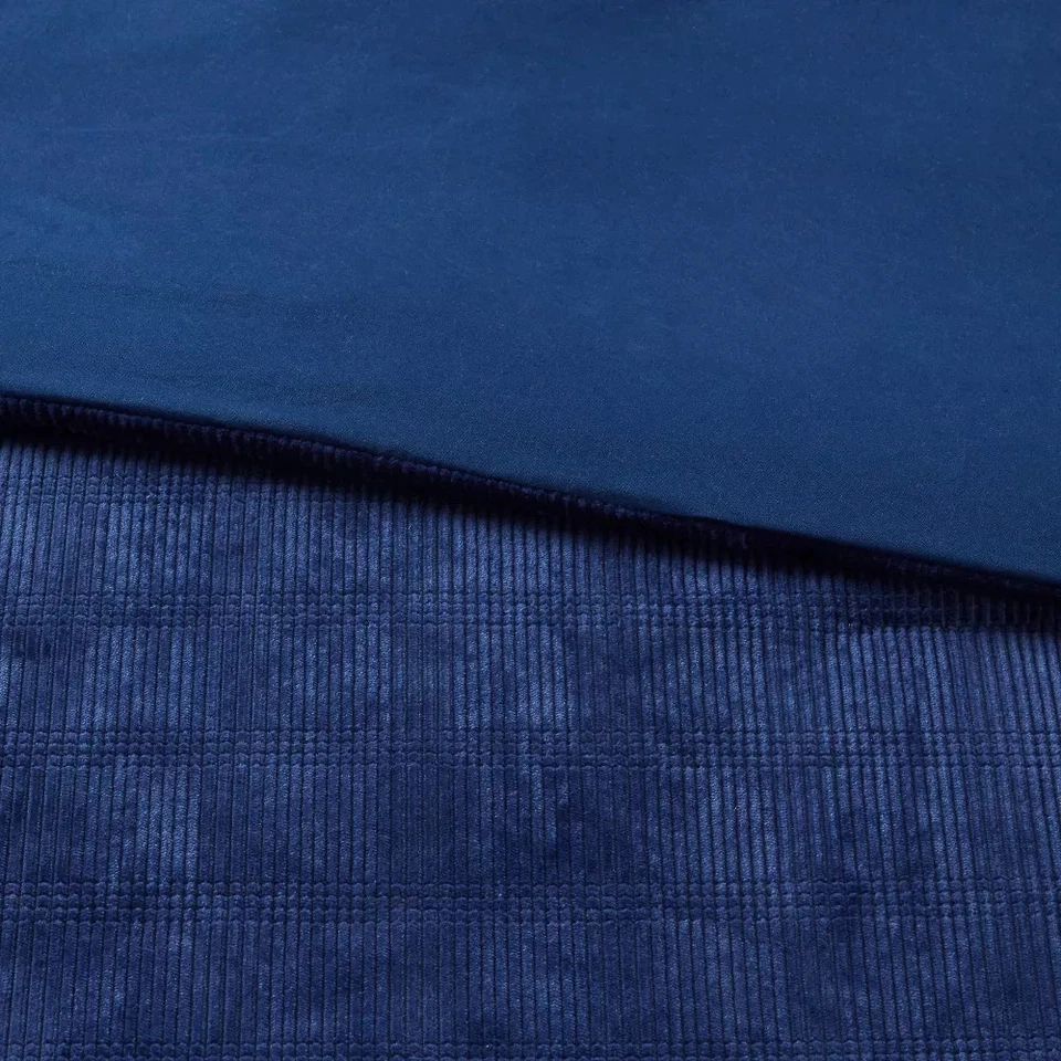 Edredón a cuadros de pana completo/queen azul marino - Room Essentials Foto 3 de 4