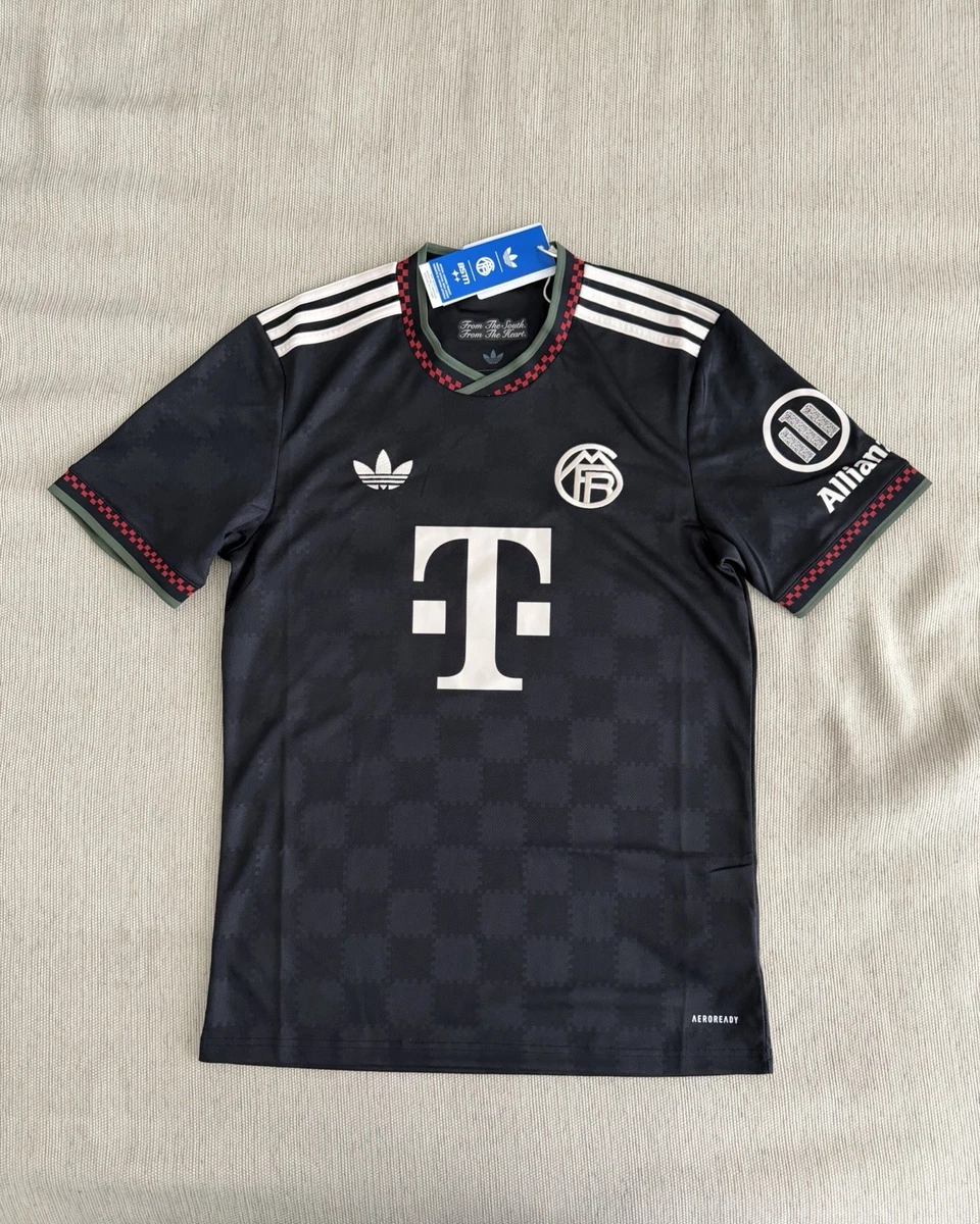 Size S Bayern Munich International Club Soccer Fan Jerseys for