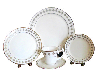 5 Pc. Pickard Dinner Set JUHLS Dinner/Salad Dessert/Bread Plate/Cup & Saucer