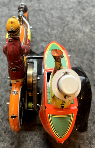 VINTAGE JOUETS EN FER-BLANE CLOCKWORK TUT-TUT MOTORCYCLE & SIDE-CAR VGC - Picture 6 of 11
