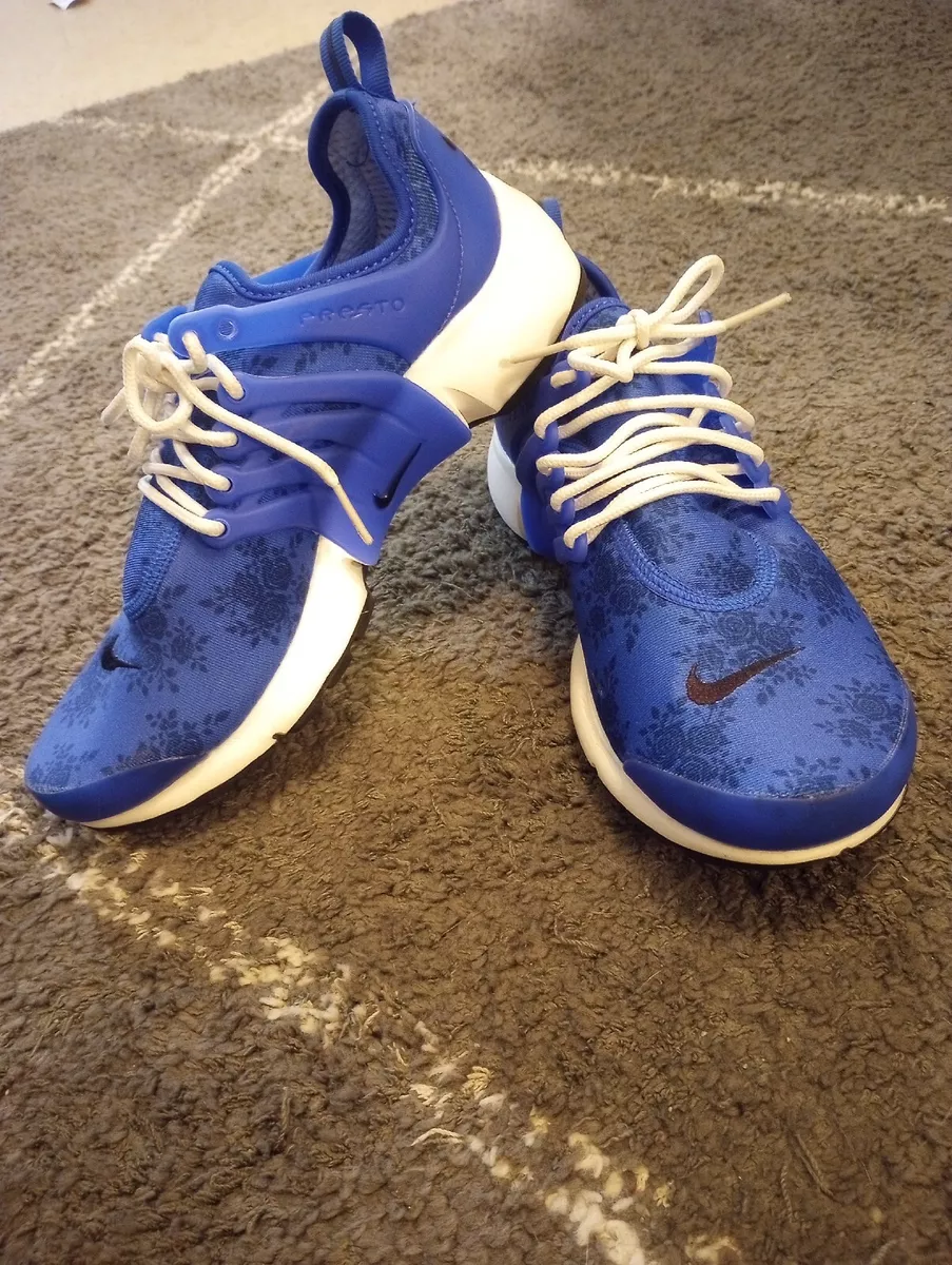 Nike shoes under 30 dollars hotsell