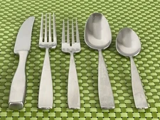 Yamazaki BOLO Stainless Satin Smart Choice Flatware B55G