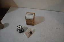 EATON 10250T184L Cutler-Hammer INDICATOR LIGHT 480VAC  NEW NO LENS