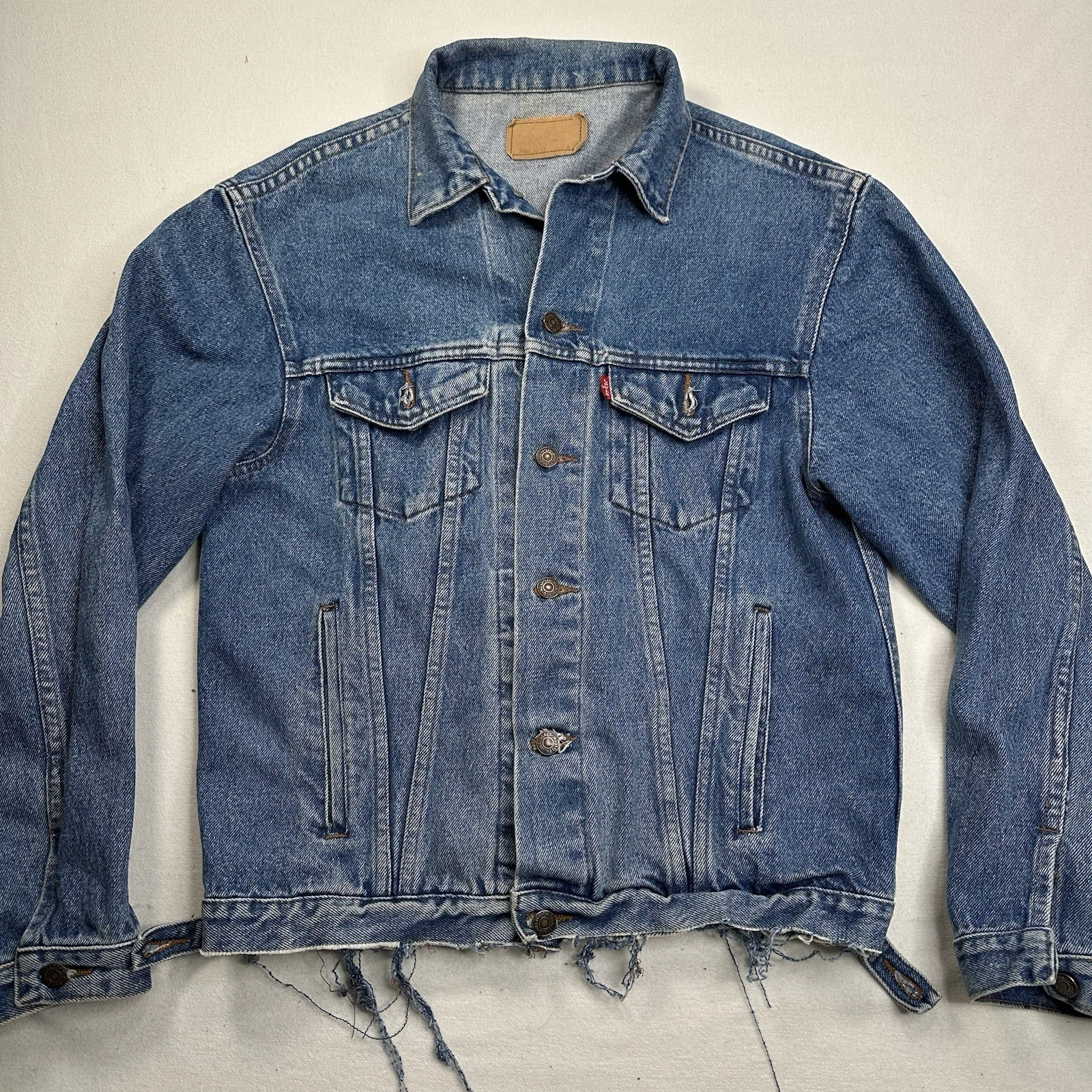 Vintage Levi’s 70507-02 Denim Trucker Jacket Made in Great Britain M Distressed