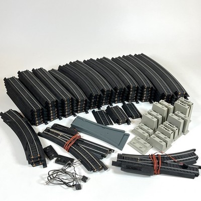 Life-Like HO Scale Power-Loc Black Steel Track Set Straight Curves 76 pc &Extras