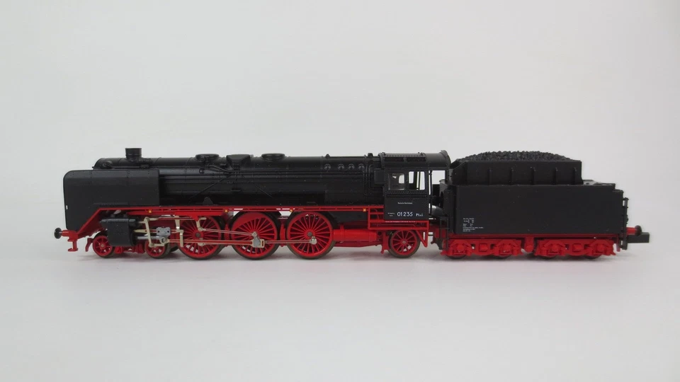 Arnold 2521 Schlepptenderlok BR 01 235 DRG Neuwertig & OVP CH24515 - Bild 1 von 4