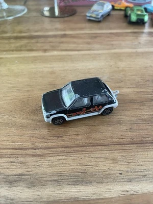 MAJORETTE Super 5 Renault 1985 GT Turbo NRJ radio Supercinq 1/51 Voiture - Photo 1/4