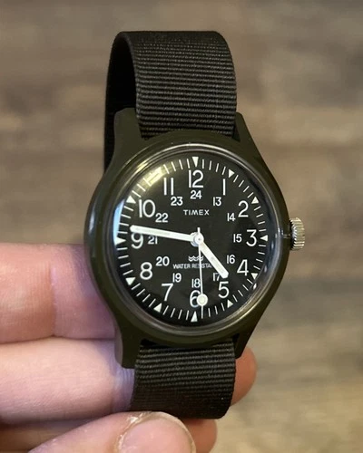 Vintage Timex MacGyver Camper Military Field Watch Men 35mm Green Manual Wind