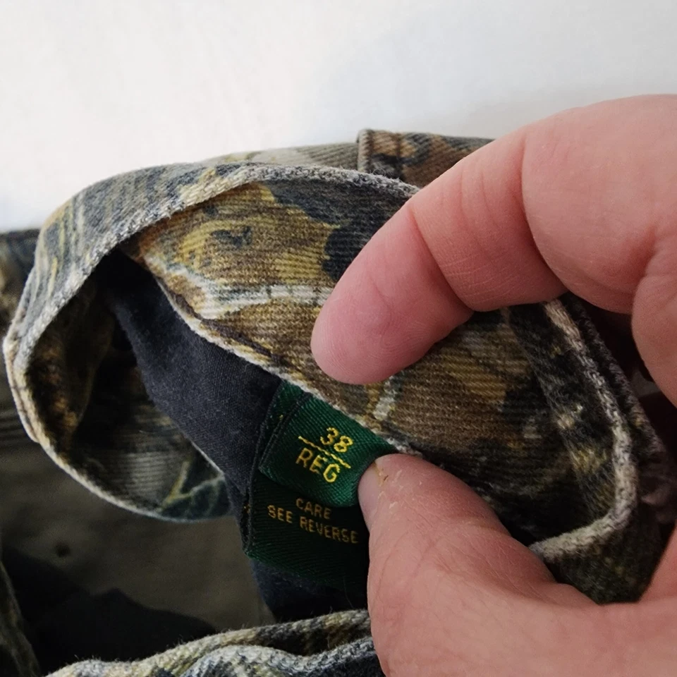 Cabelas Seclusion 3D Camouflage Cargo Hunting Pants Mens Sz 38 Green Brown Camo - Image 4 of 4