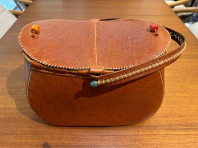 HENRY CUIR Leather Bag with Stains and Scratches from