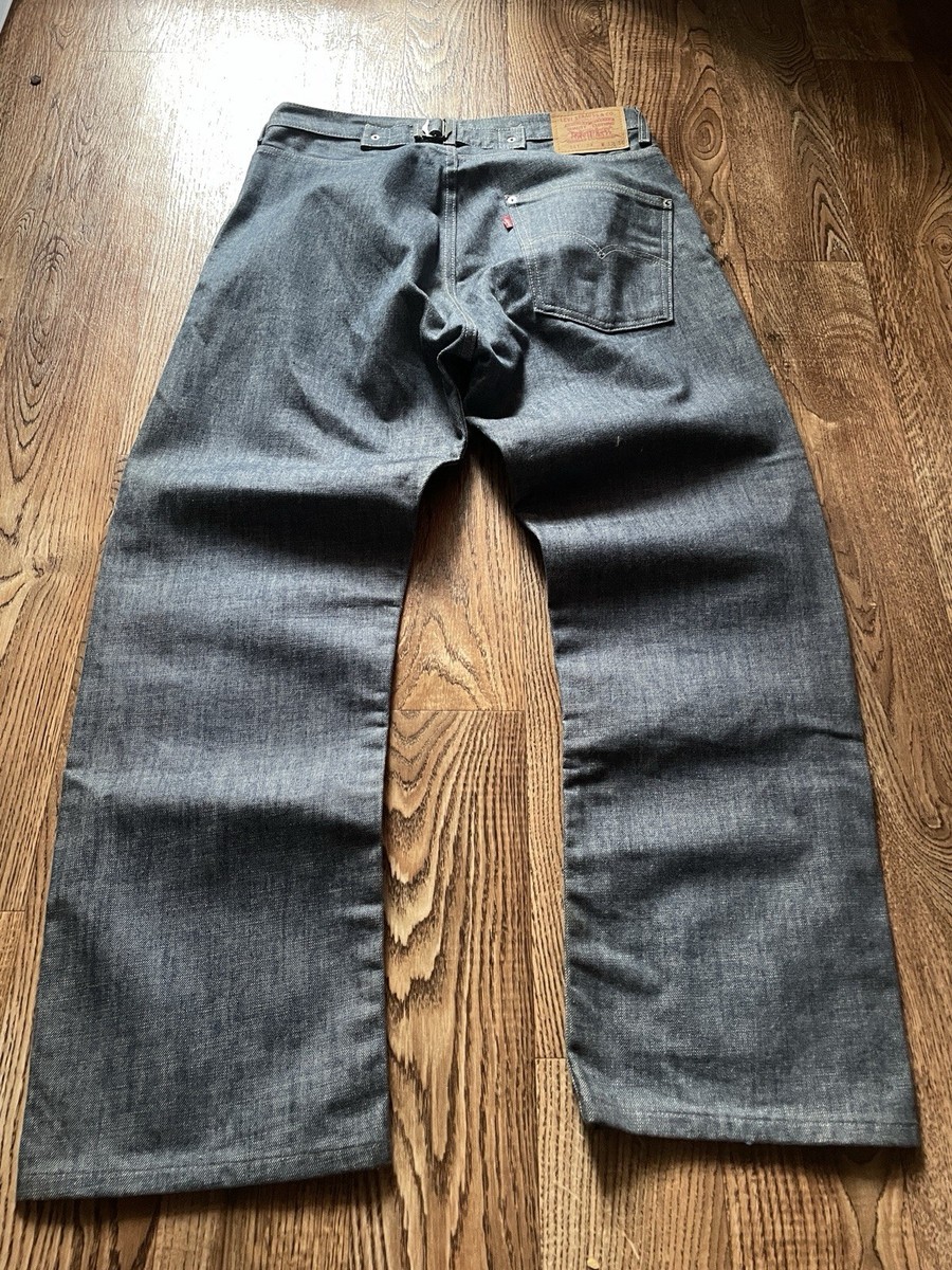 Vintage Levi's 541 Cinch Buckle Back Jeans W32 L34 Single Back
