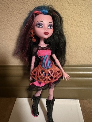 Draculaura x Rebecca Monster High Freaky Fusion Dracubecca Collector Doll