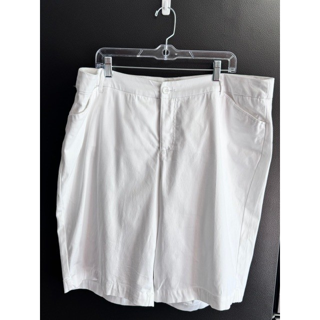 St. Johns Bay Womens White Bermuda Shorts Plus Size 22W High Rise Stretch Cotton