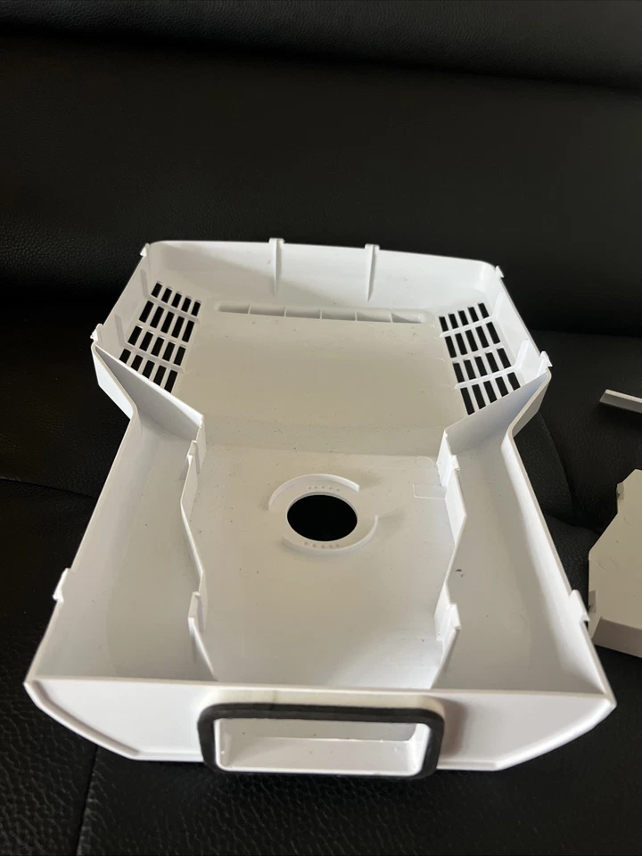 Amortiguador de conducto de aire congelador superior refrigerador Kenmore Daewoo 1113011491800 Foto 2 de 4