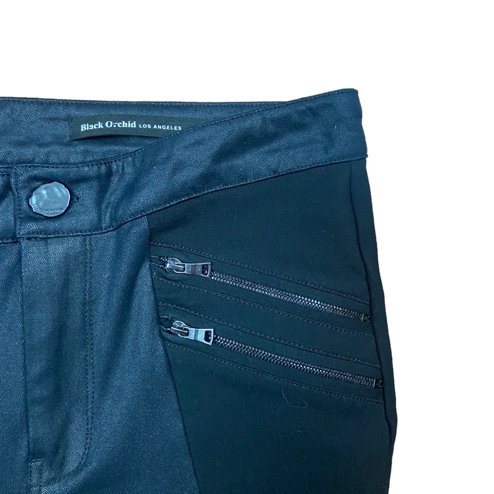 Pantalones de Jean Negro Orquídea Imitación Cuero Moto Tiro Medio Elastizados Súper Ajustados Talla 28 Foto 2 de 4