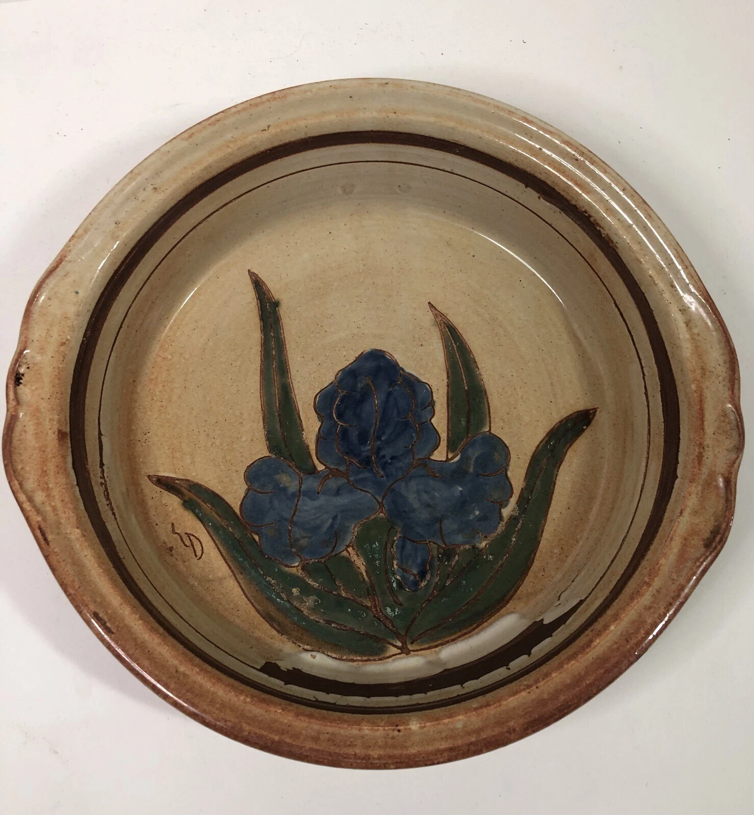 Signed Hand Thrown Pottery Stoneware Pie Pan Blue Flower Beige 10.5"