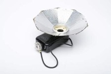 Dynolux flash reflector in case, nice  clean  mount/bracket
