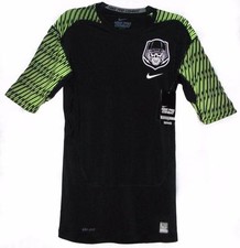 nike men's pro half sleeve compression football shirt