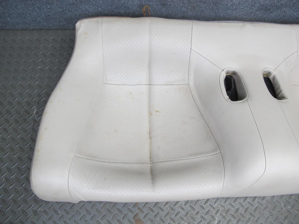 91-99 MITSUBISHI 3000GT ЗАДНЕЕ СИДЕНЬЕ НИЖНЯЯ КОЖАНАЯ ПОДУШКА БЕЖЕВЫЙ OEM - Изображение 3 из 4