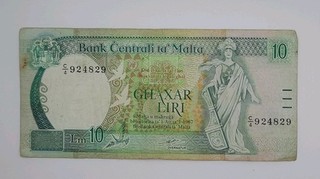 1989 Bank Centrali Ta' Malta 10 Maltese Lira Banknote P 43a No. C4 924829