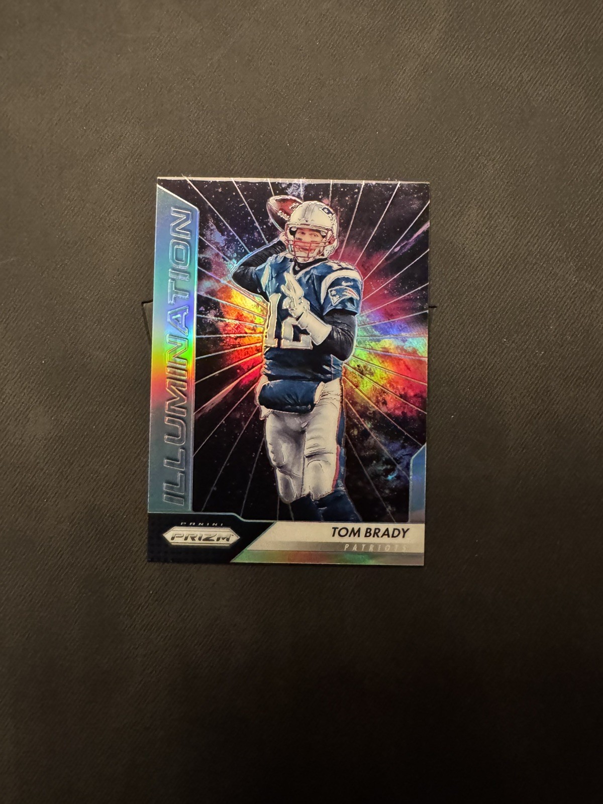 2016 PANINI PRIZM #3 TOM BRADY ILLUMINATION SILVER PRIZM - NEW ENGLAND PATRIOTS