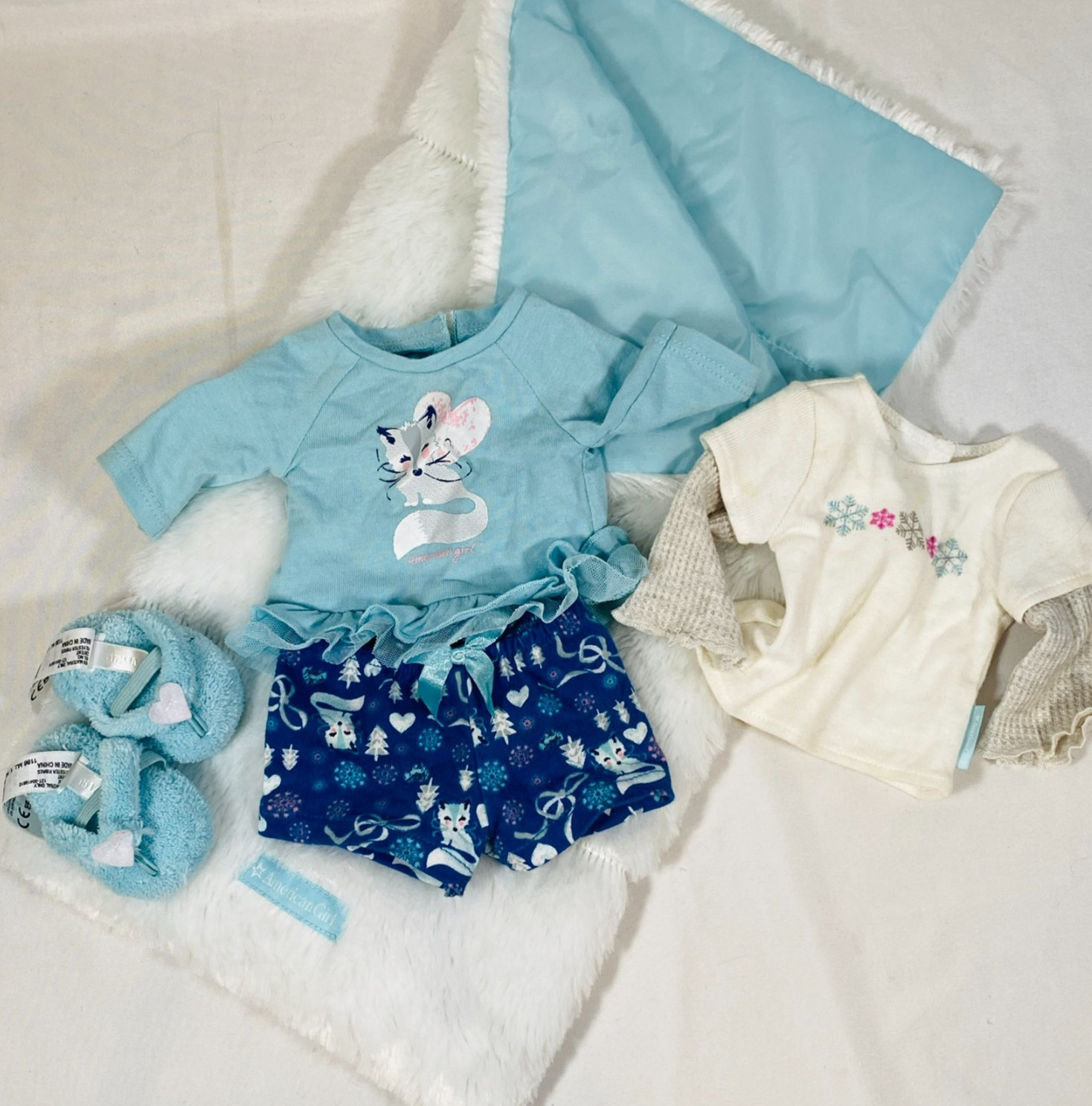 18" American Girl Doll Sleepover Set: Blue Fox Pajamas, White Furry Sleeping Bag