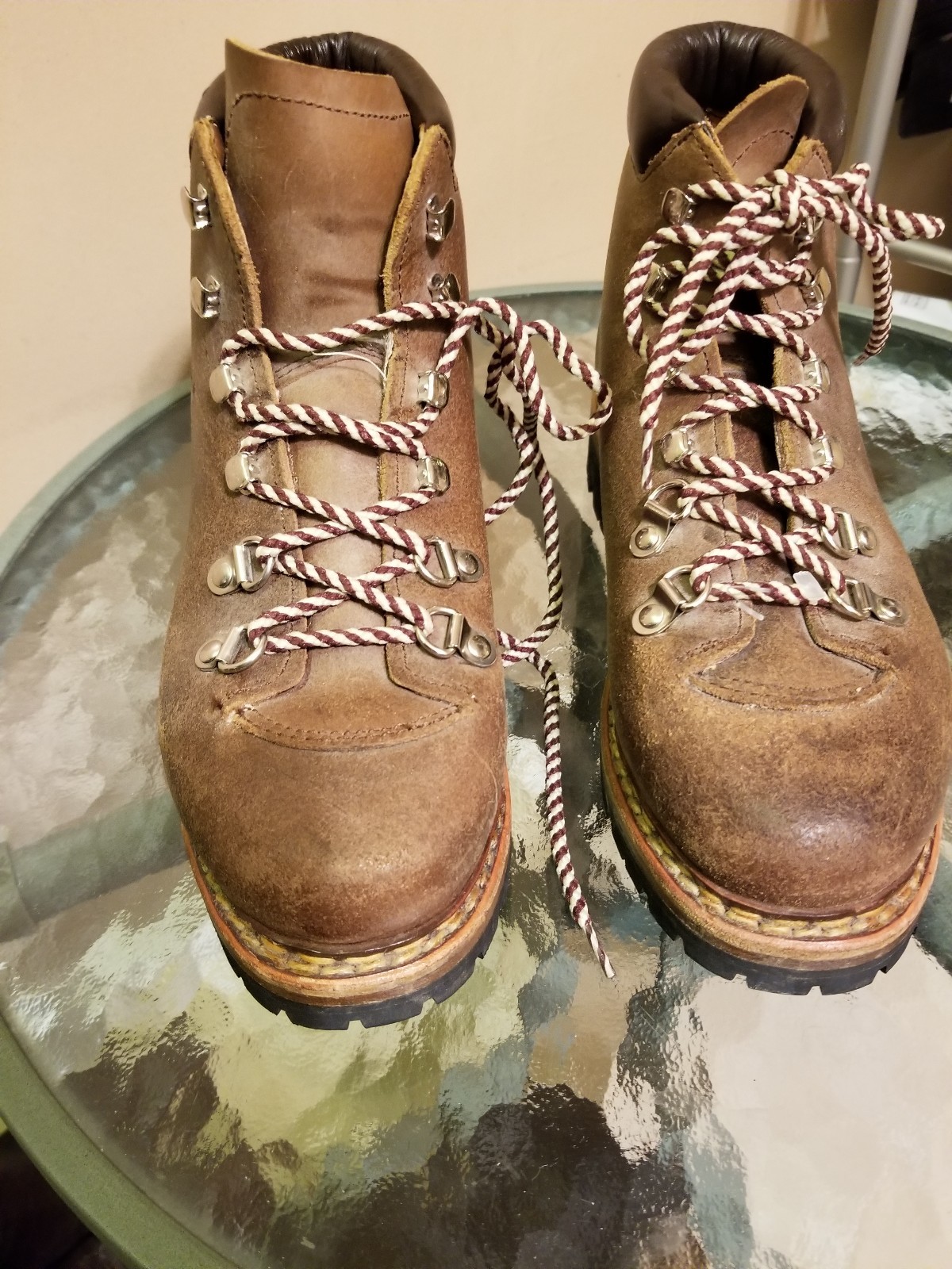 Men's Vtg Raichle Hiking Boots Leather Vibram Soles MADE IN