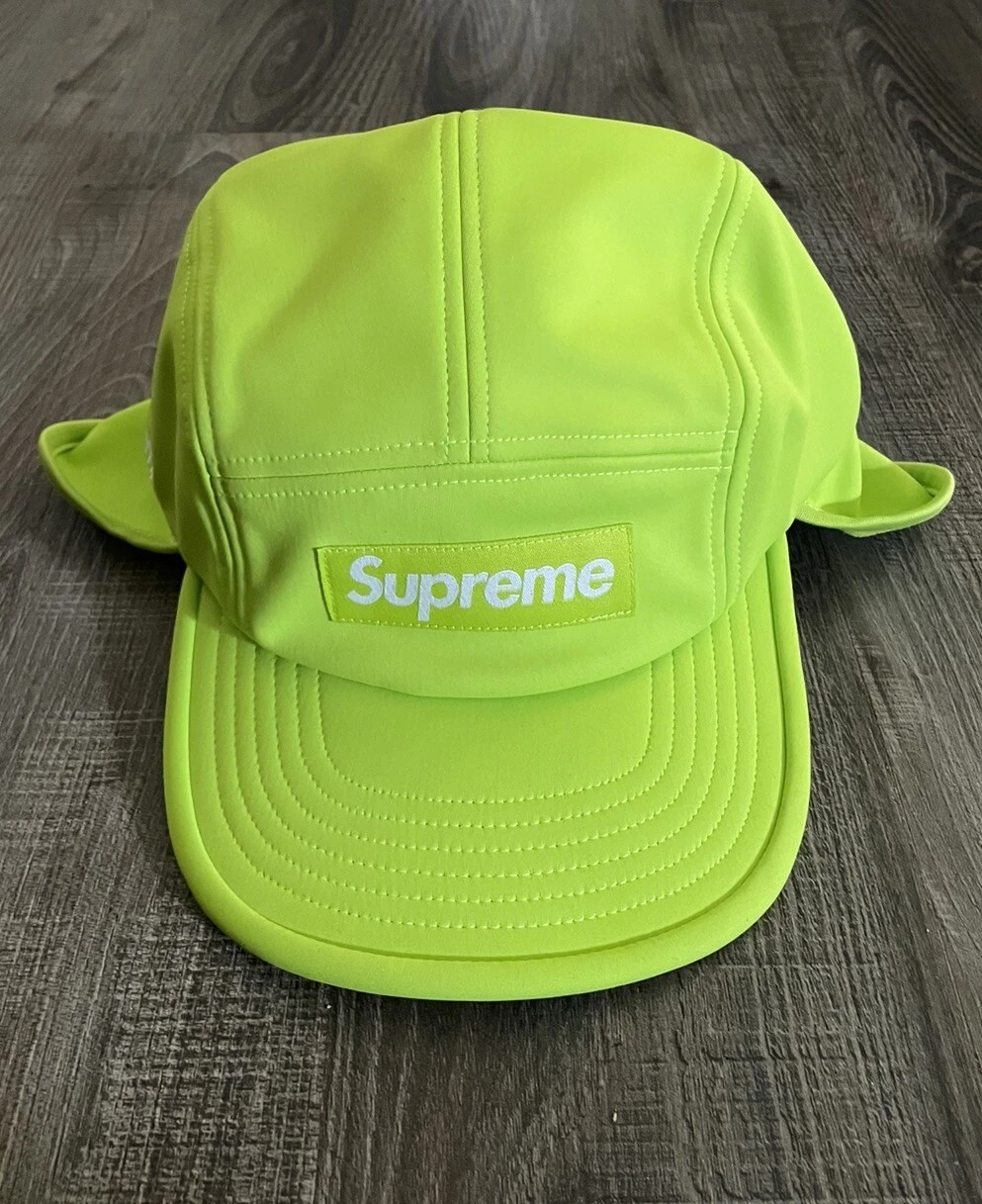 Casquette de camp FW21 neuve Supreme Windstopper Earflap vert vif néon petit/moyen