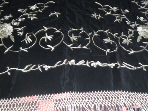 Piano Shawl Antique 1920s 1930s Flapper Canton Black Silk Embroidered - Picture 18 of 18