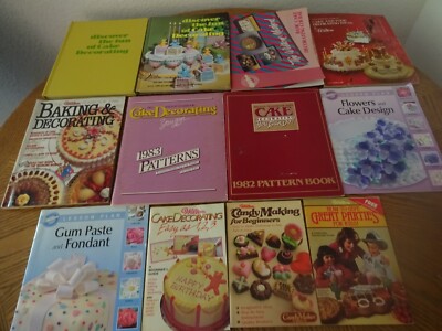 VARIOUS VINTAGE WILTON BOOKS-LESSONS/YEARBOOKS/DECORATING/PATTERNS/ETC-.CHOOSE
