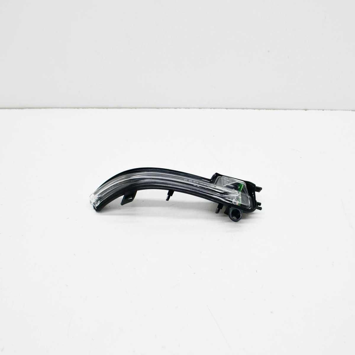 BMW F40 Front Left Door Mirror Turn Indicator 51169879127 9879127 