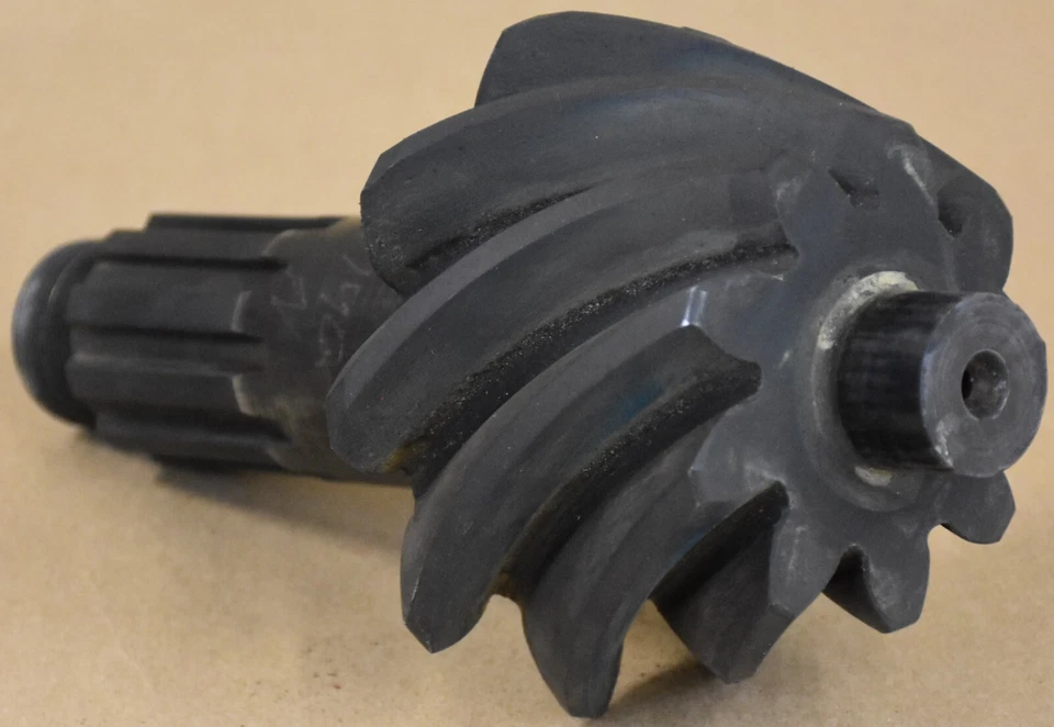 96642 RING & PINION SET, 37/9T, 4.11 RATIO - EATON RS340/380/400 AXLE  ***NEW*** - Image 4 of 4