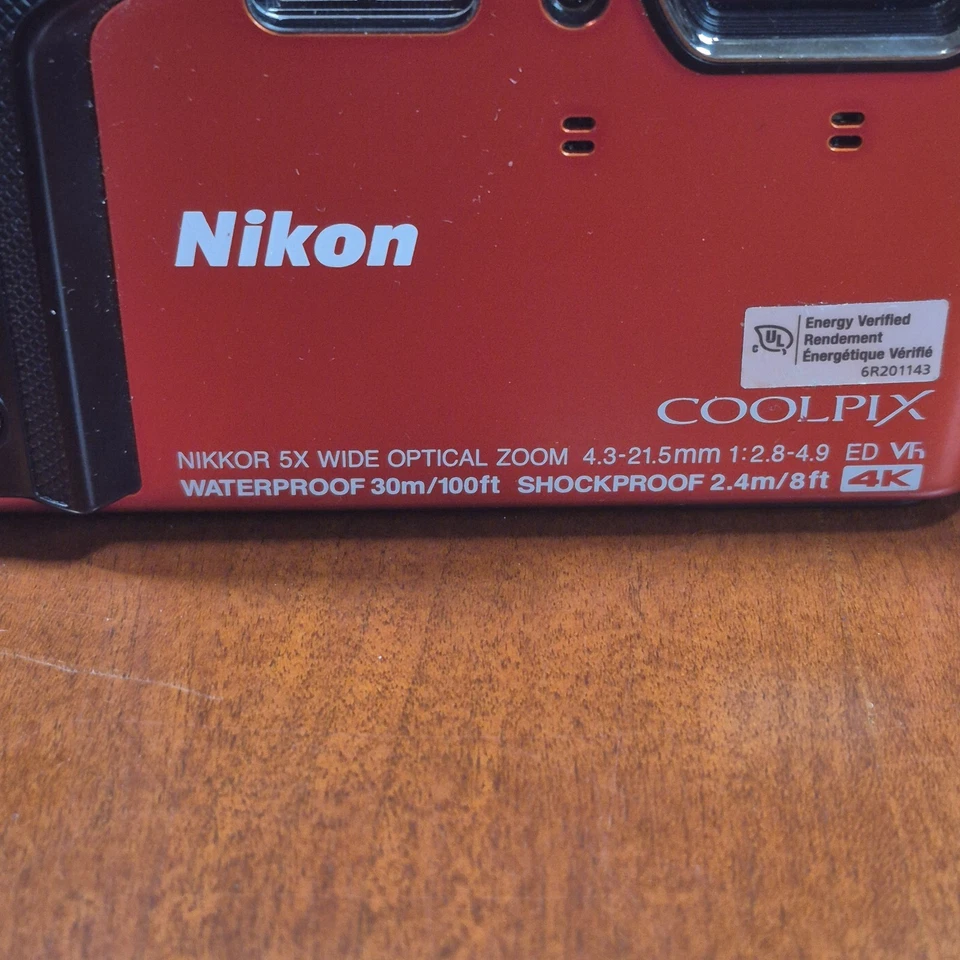 Cámara digital Nikon Coolpix W300 16,0 MP 4k impermeable (naranja) Foto 2 de 4