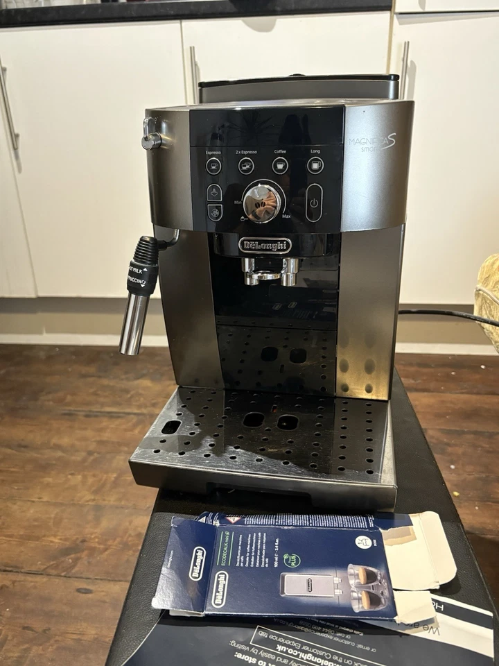 De'Longhi Magnifica S Smart Bean-to-Cup Coffee Machine - Titanium Black..., photo 1 of 5