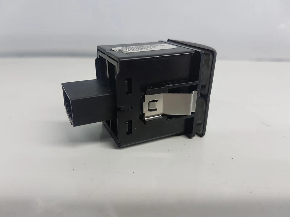 Interruptor de peligro Landrover Range Rover Sport 2005-2009 YUG500420PUY Foto 4 de 4